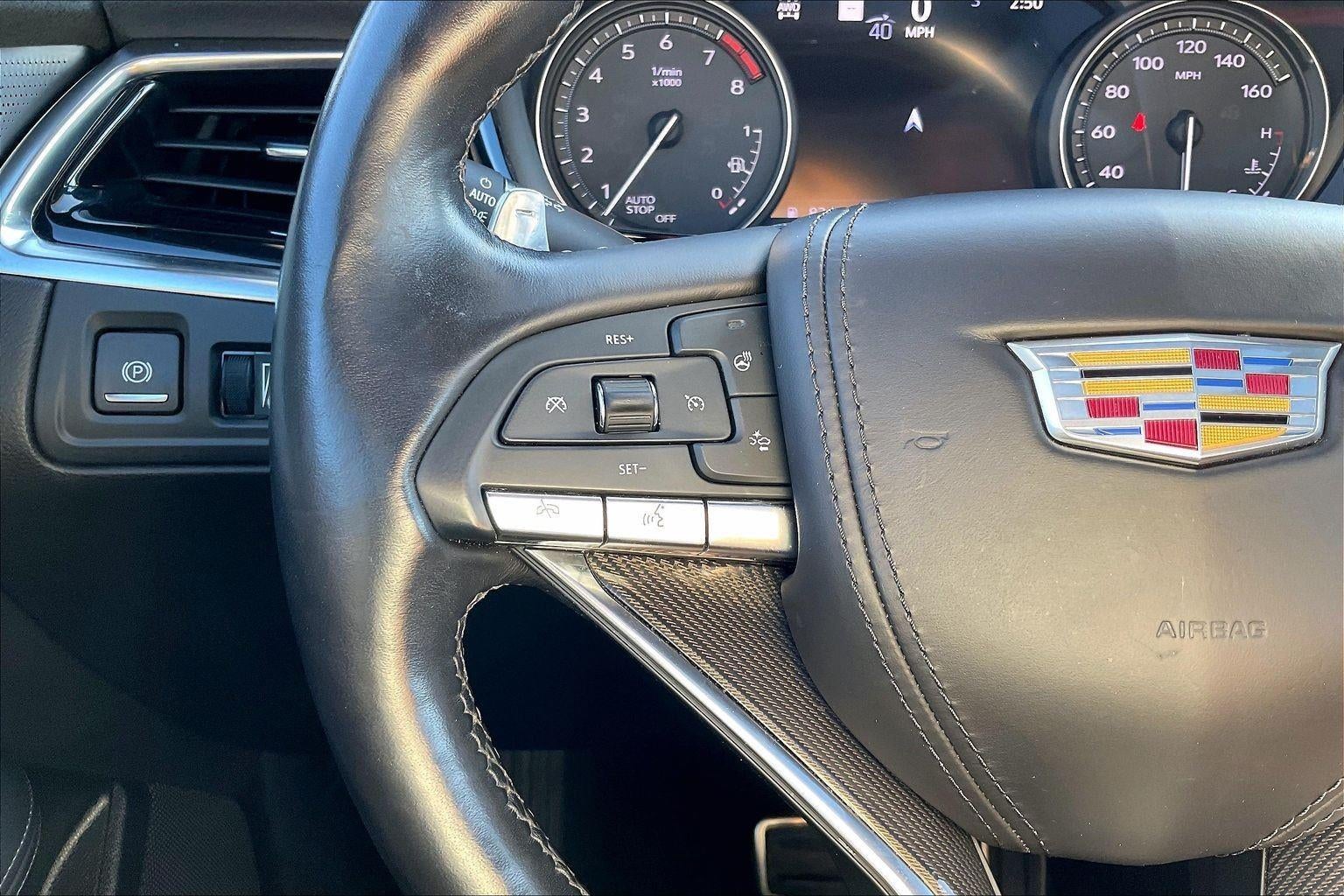 2024 Cadillac XT6 Sport