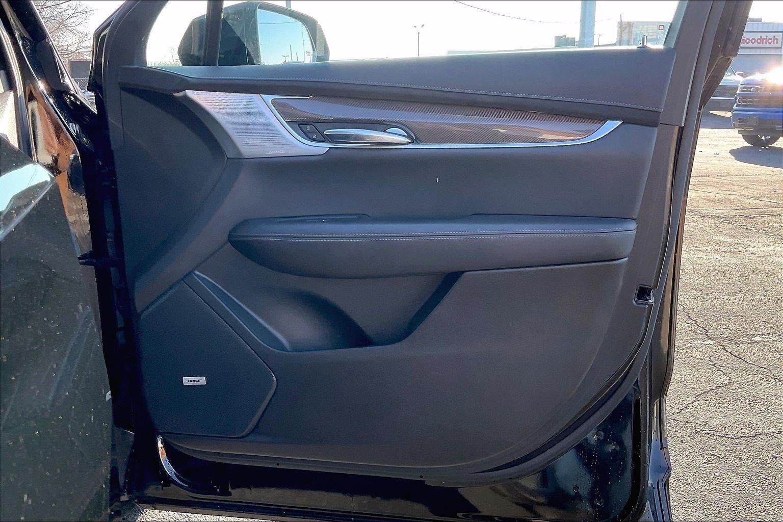 2024 Cadillac XT6 Sport