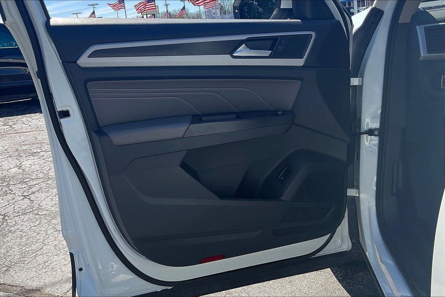 2021 Volkswagen Atlas 3.6L V6 SE w/Technology