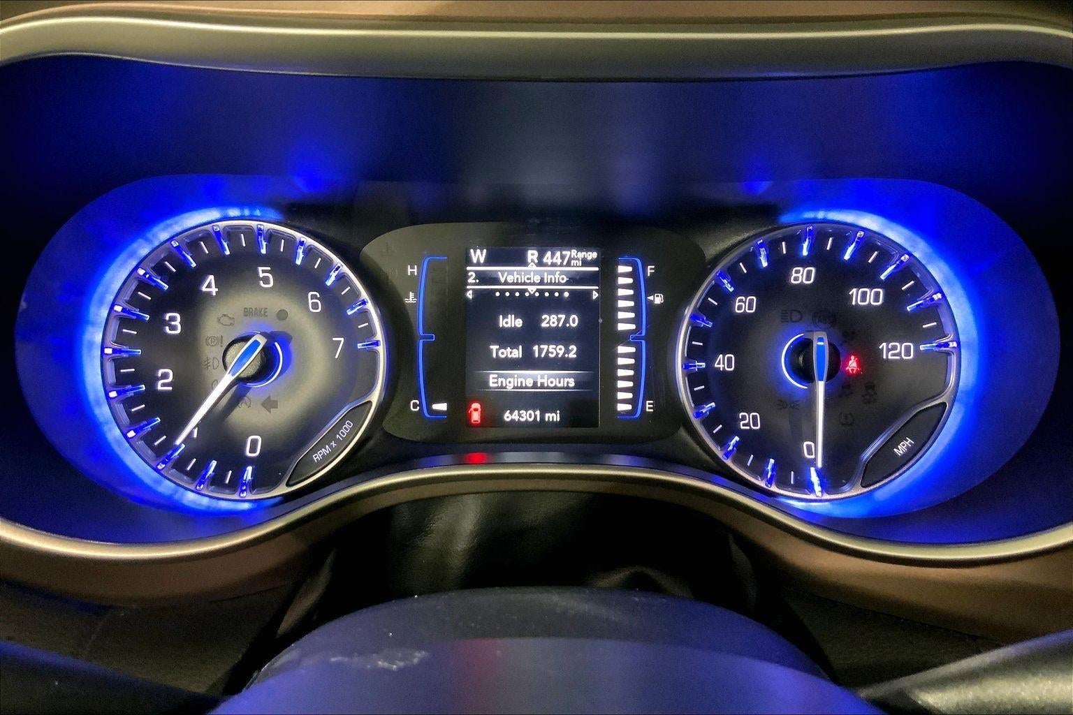 2023 Chrysler Voyager LX