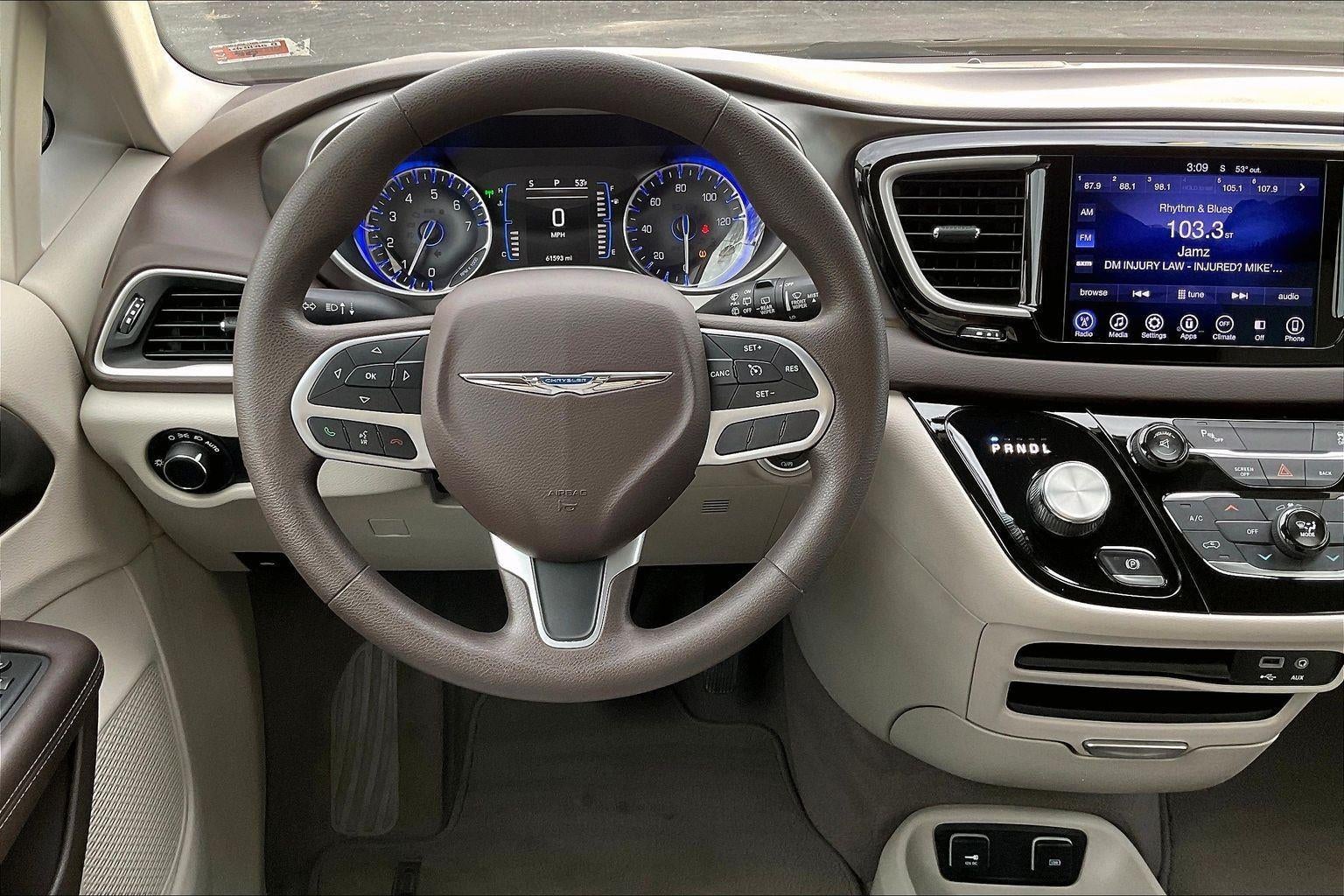 2017 Chrysler Pacifica Touring