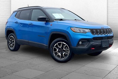 2025 Jeep Compass Trailhawk
