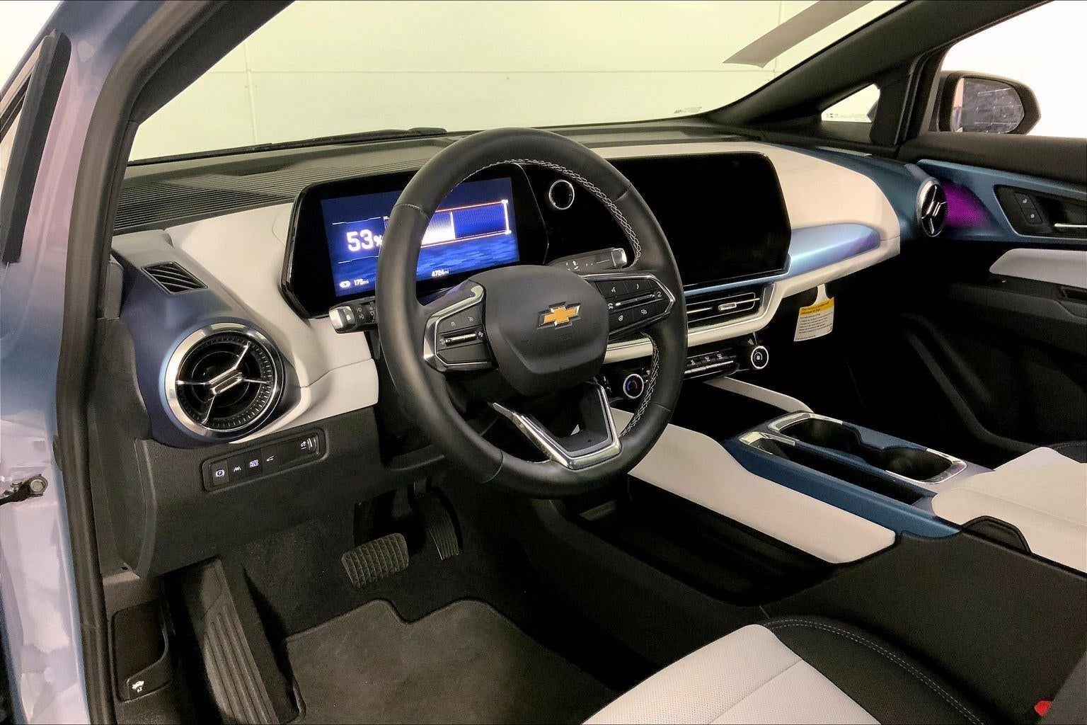 2025 Chevrolet Equinox EV LT