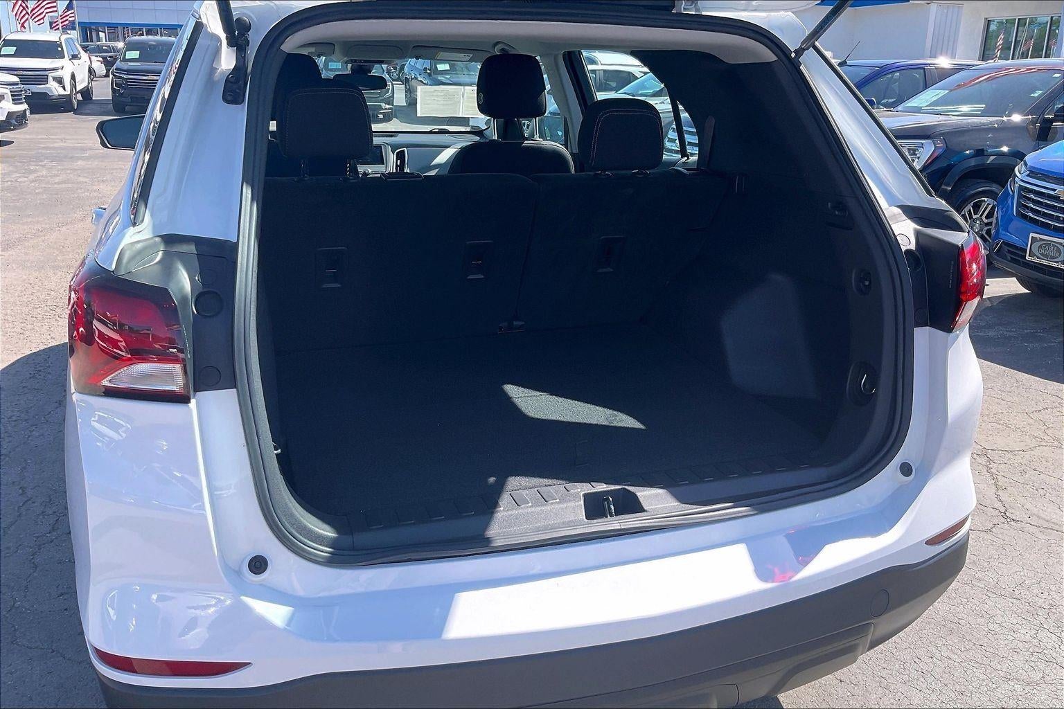 2022 Chevrolet Equinox LS