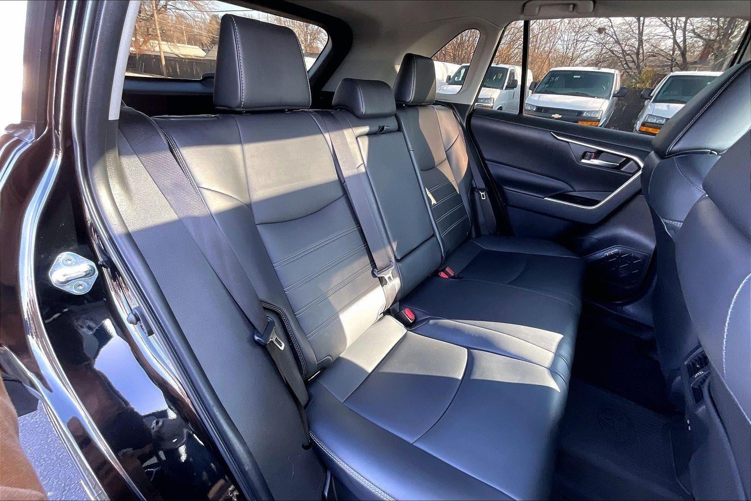 2024 Toyota RAV4 Hybrid XLE Premium