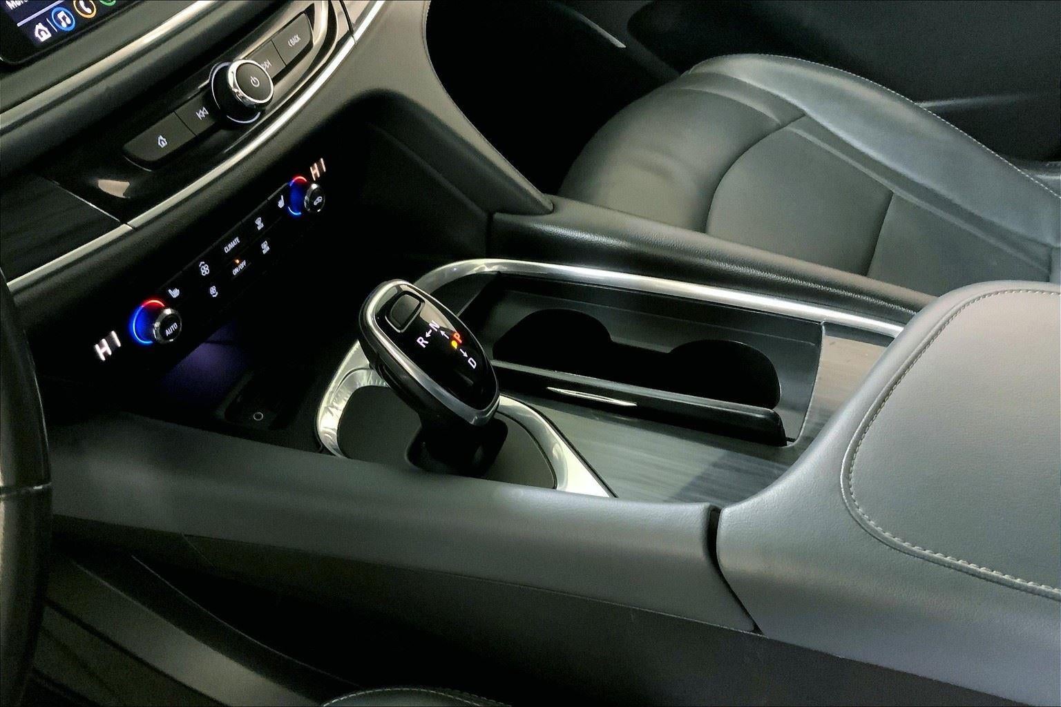 2020 Buick Enclave Essence