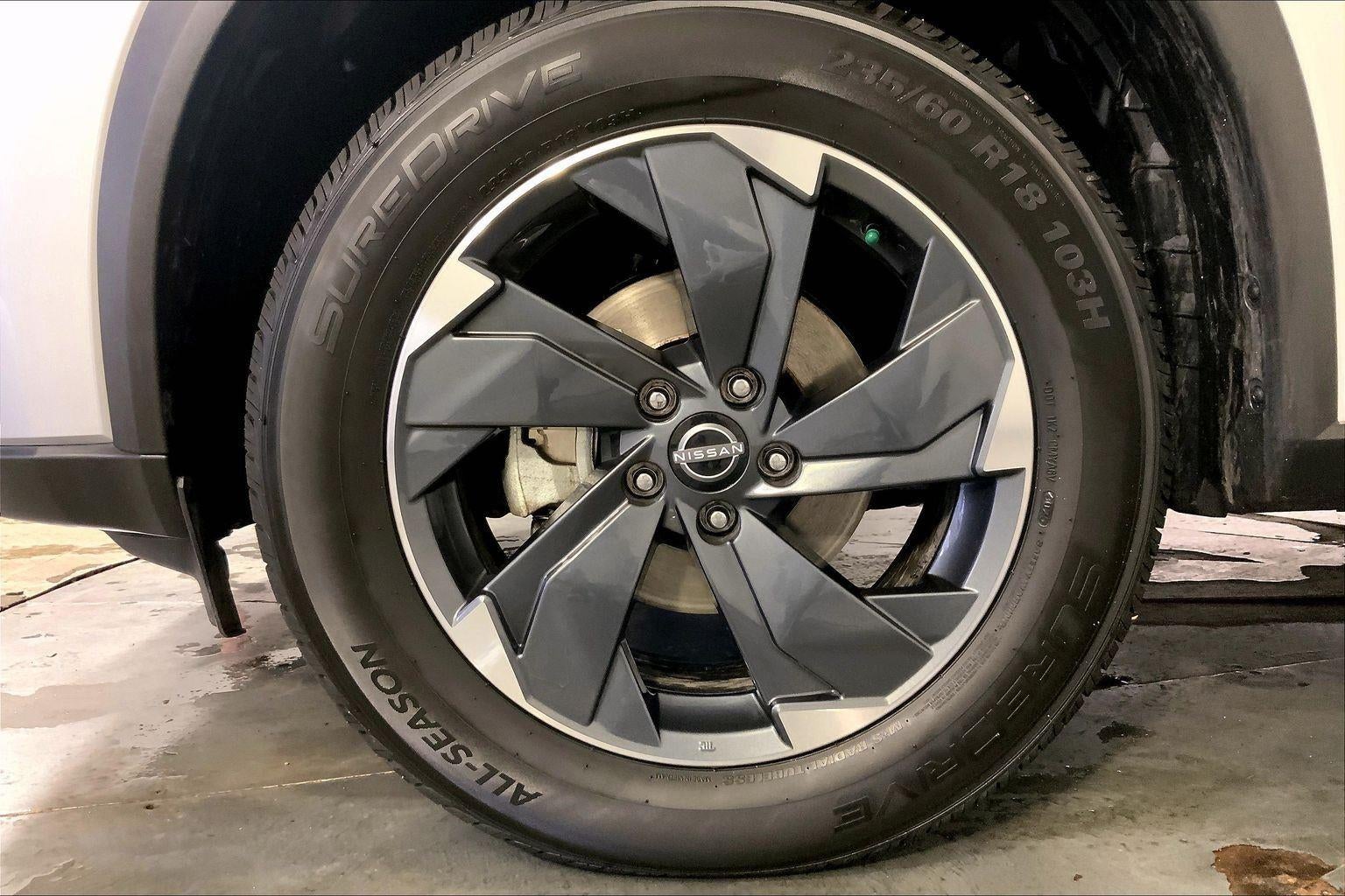 2025 Nissan Rogue SV