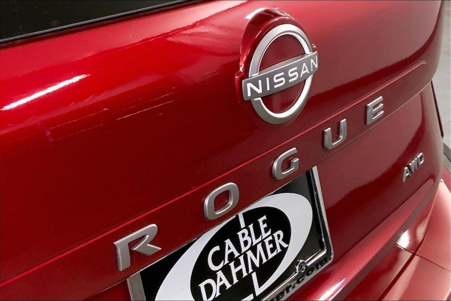 2025 Nissan Rogue SV