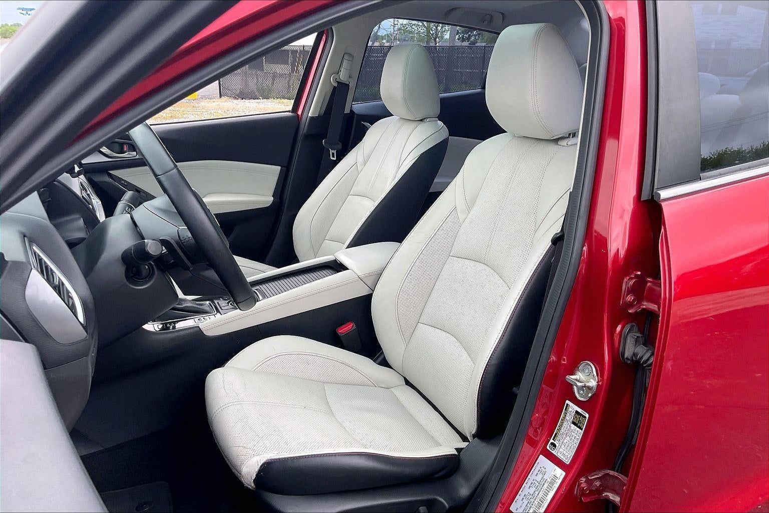 2017 Mazda Mazda3 4-Door Grand Touring