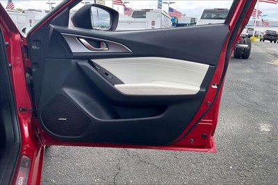 2017 Mazda Mazda3 4-Door Grand Touring