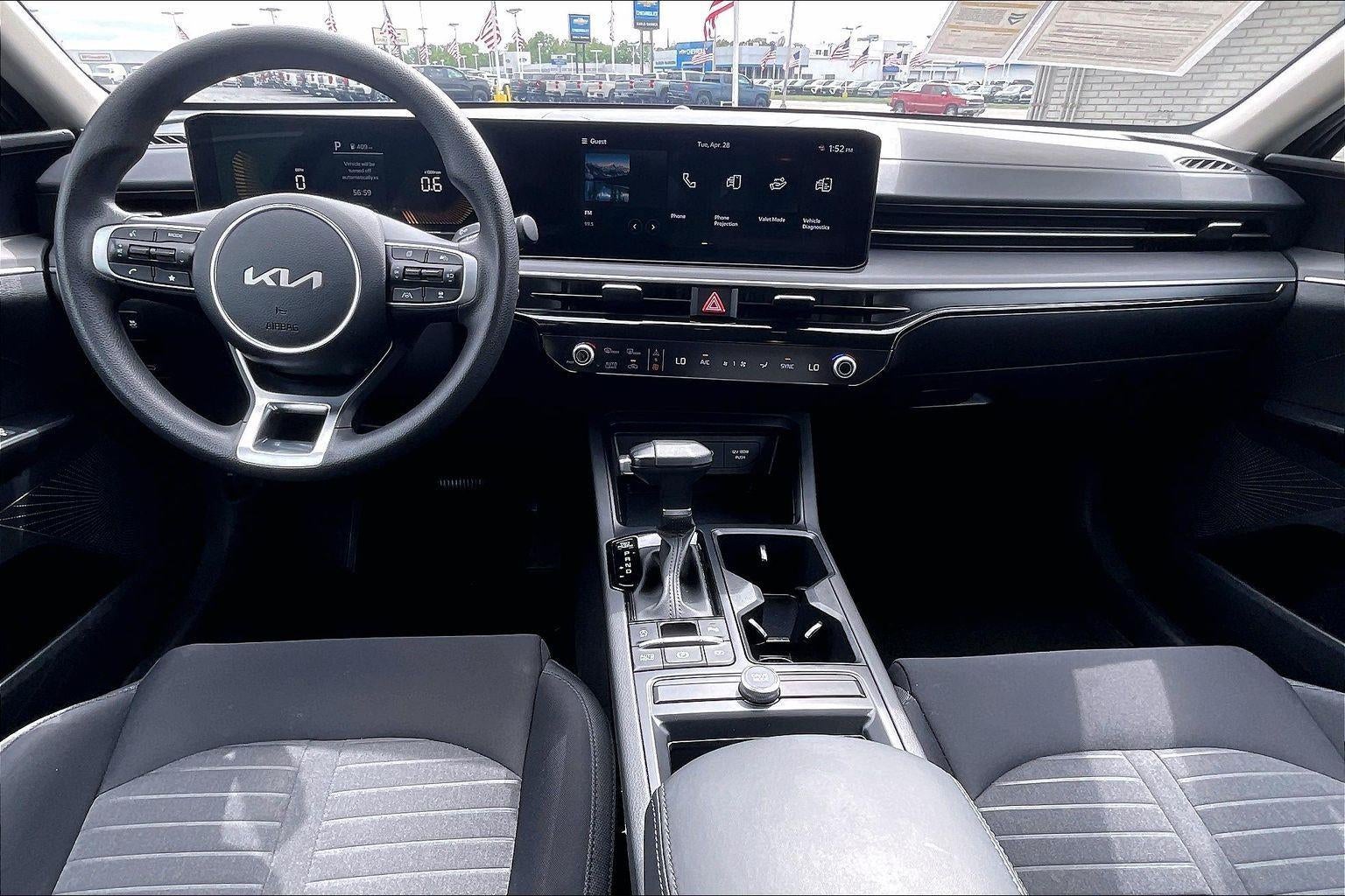 2025 Kia K5 LXS