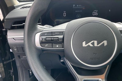 2025 Kia K5 LXS