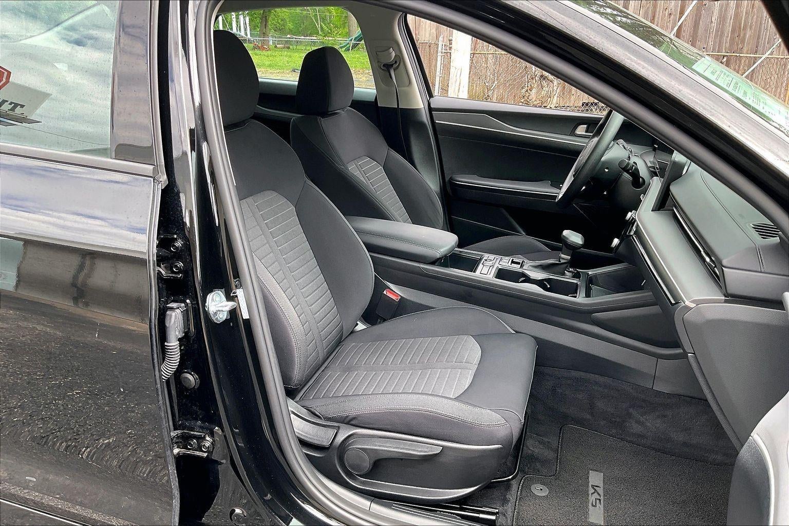 2025 Kia K5 LXS