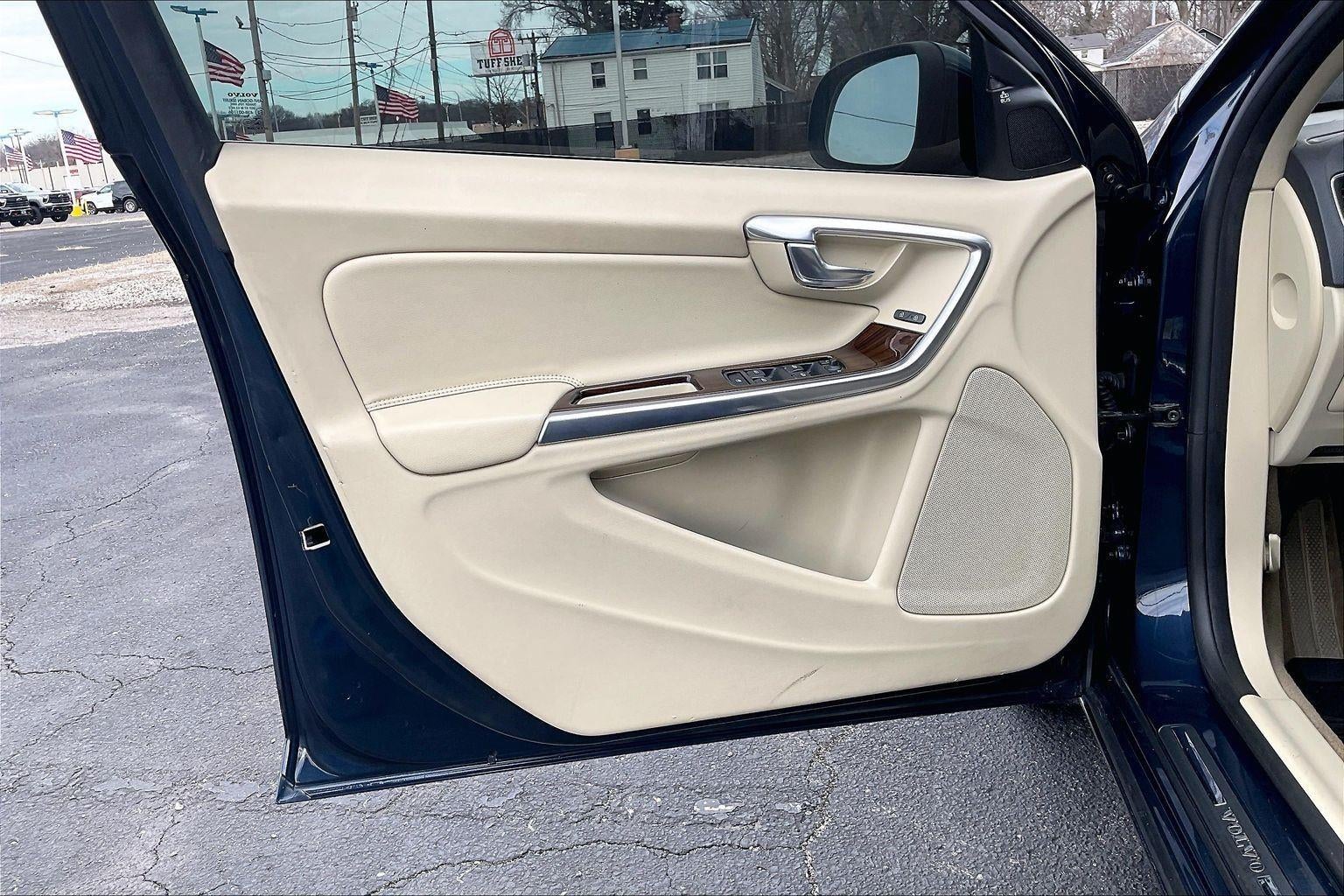 2013 Volvo S60 T5 Premier