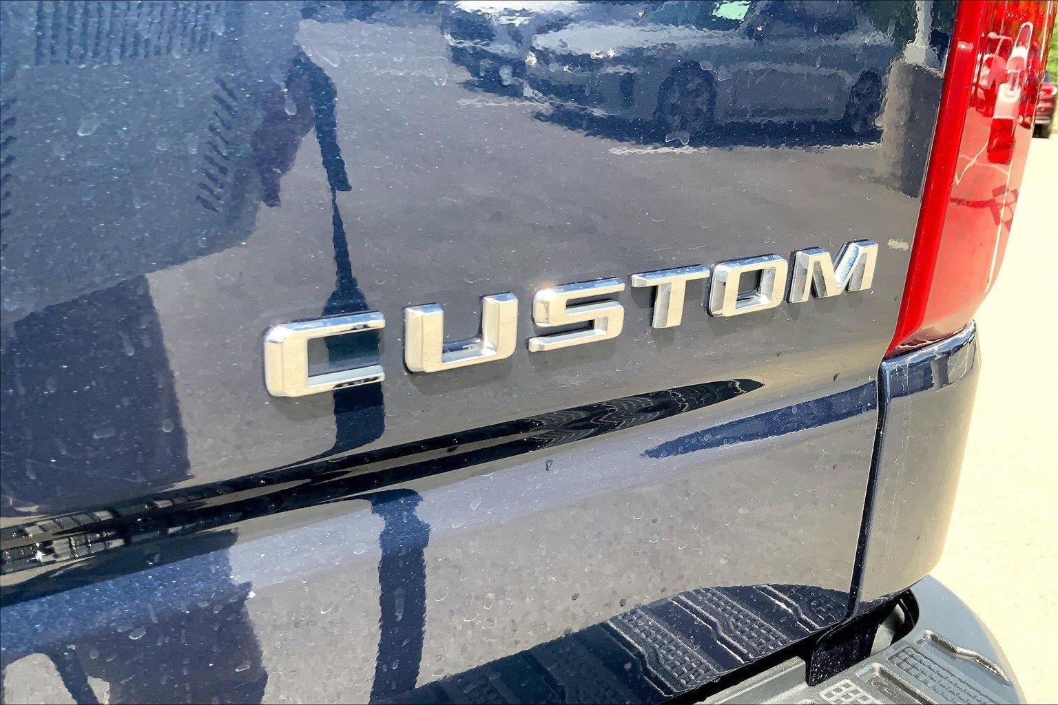 2023 Chevrolet Silverado 1500 Custom