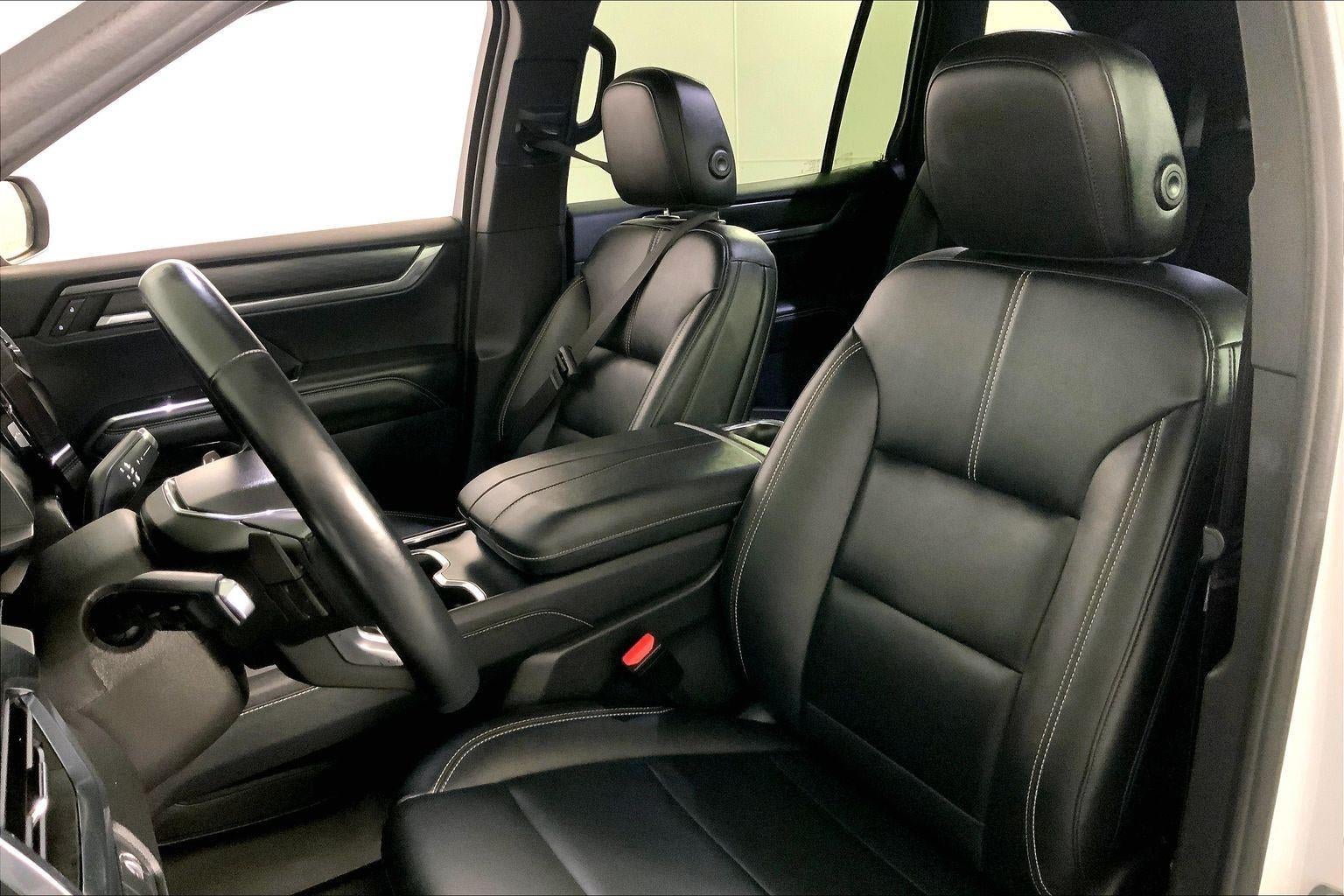 2024 GMC Acadia Elevation