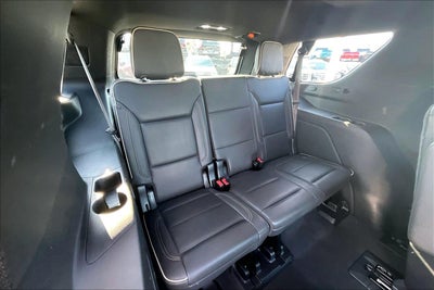 2023 GMC Yukon SLT