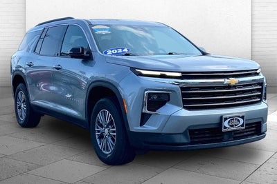 2024 Chevrolet Traverse LT
