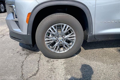 2024 Chevrolet Traverse LT