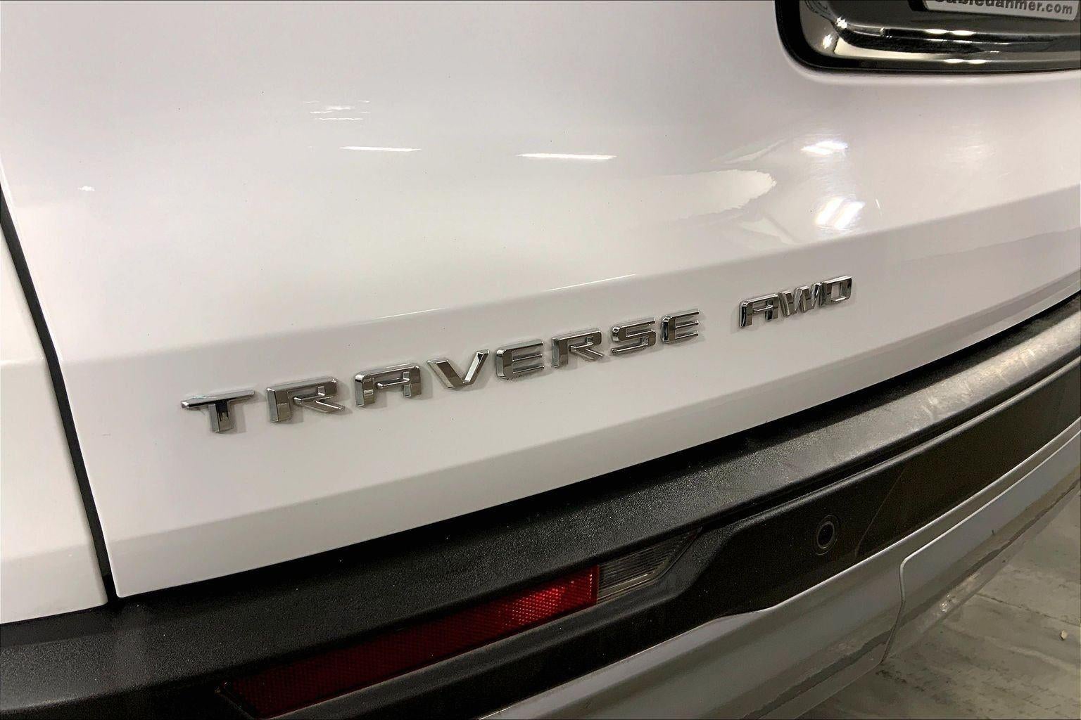 2024 Chevrolet Traverse LT