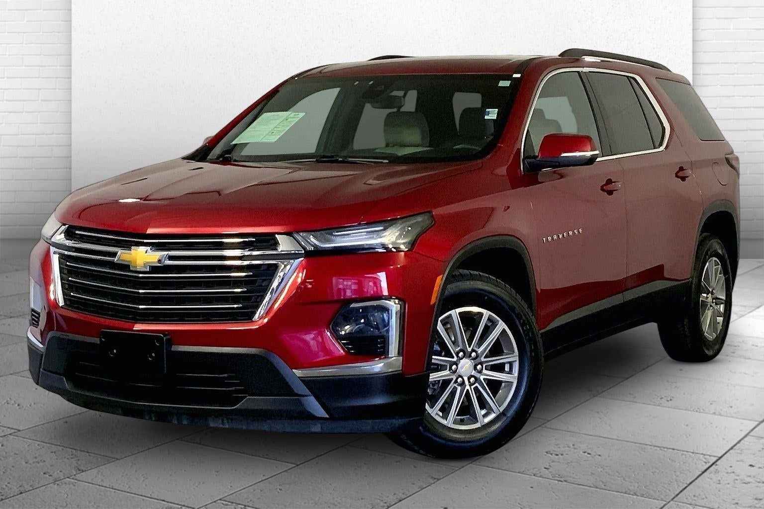 2023 Chevrolet Traverse LT Leather