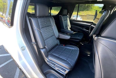 2025 Cadillac Escalade Premium Luxury Platinum