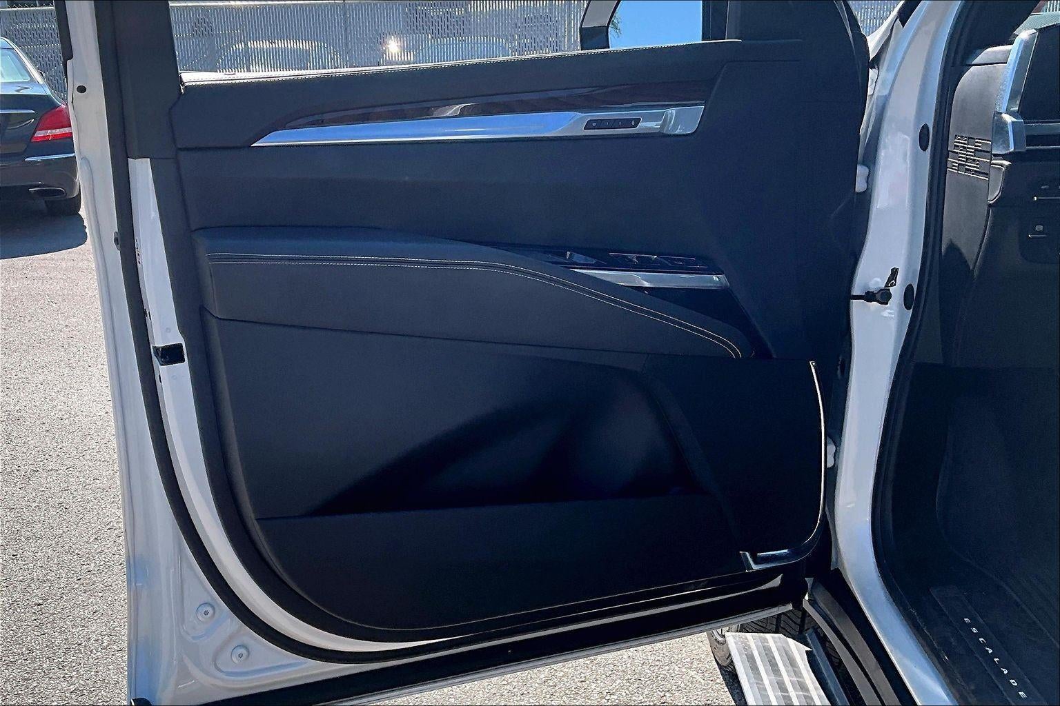 2025 Cadillac Escalade Premium Luxury Platinum