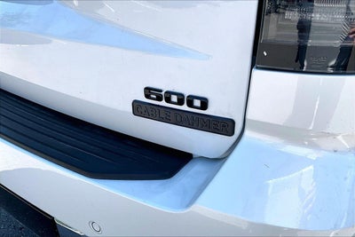 2025 Cadillac Escalade Premium Luxury Platinum