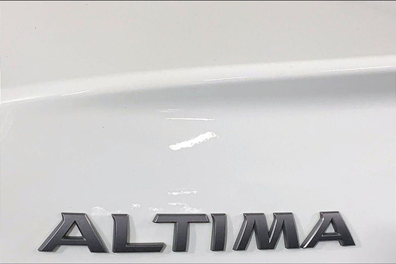 2025 Nissan Altima SV