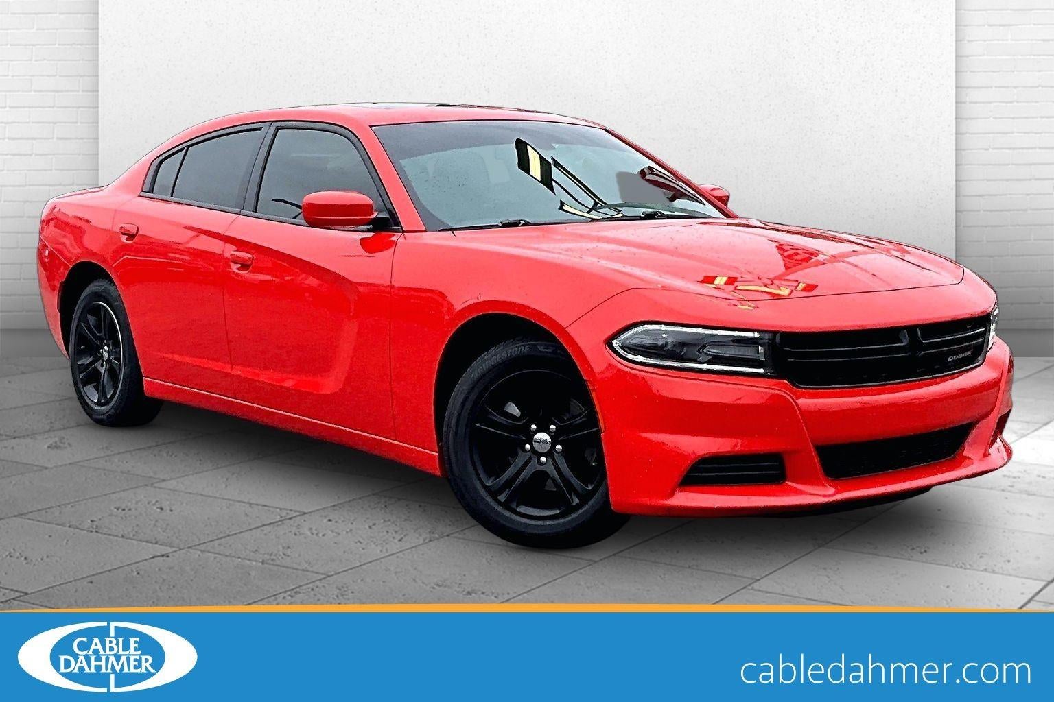 2019 Dodge Charger SXT's photo
