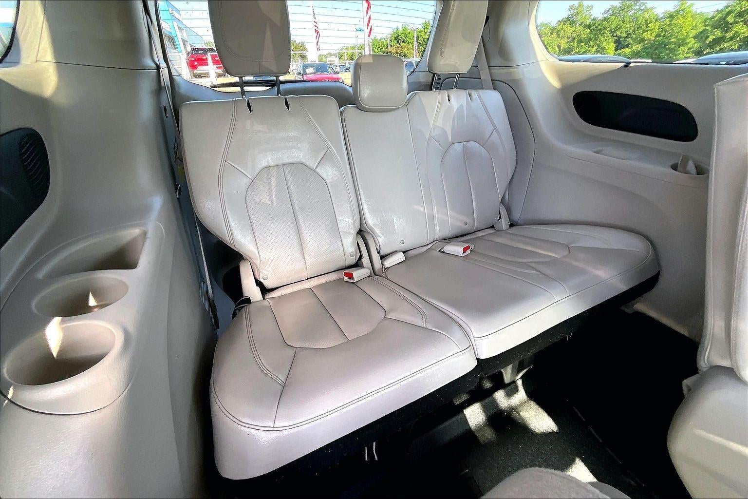 2021 Chrysler Pacifica Hybrid Touring L