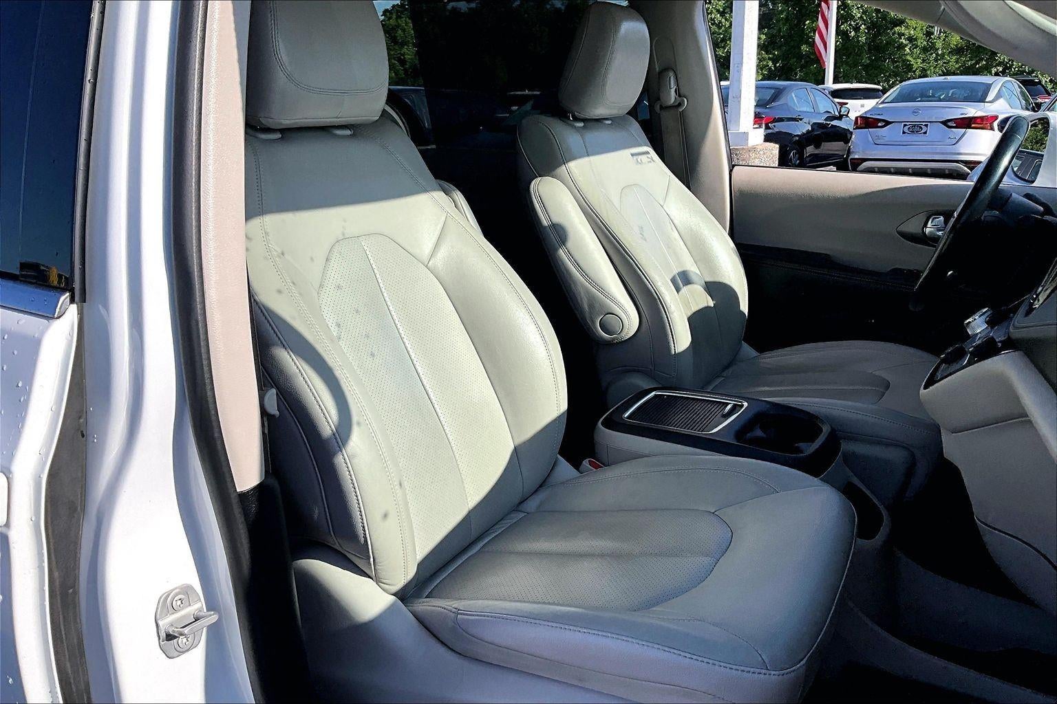 2021 Chrysler Pacifica Hybrid Touring L
