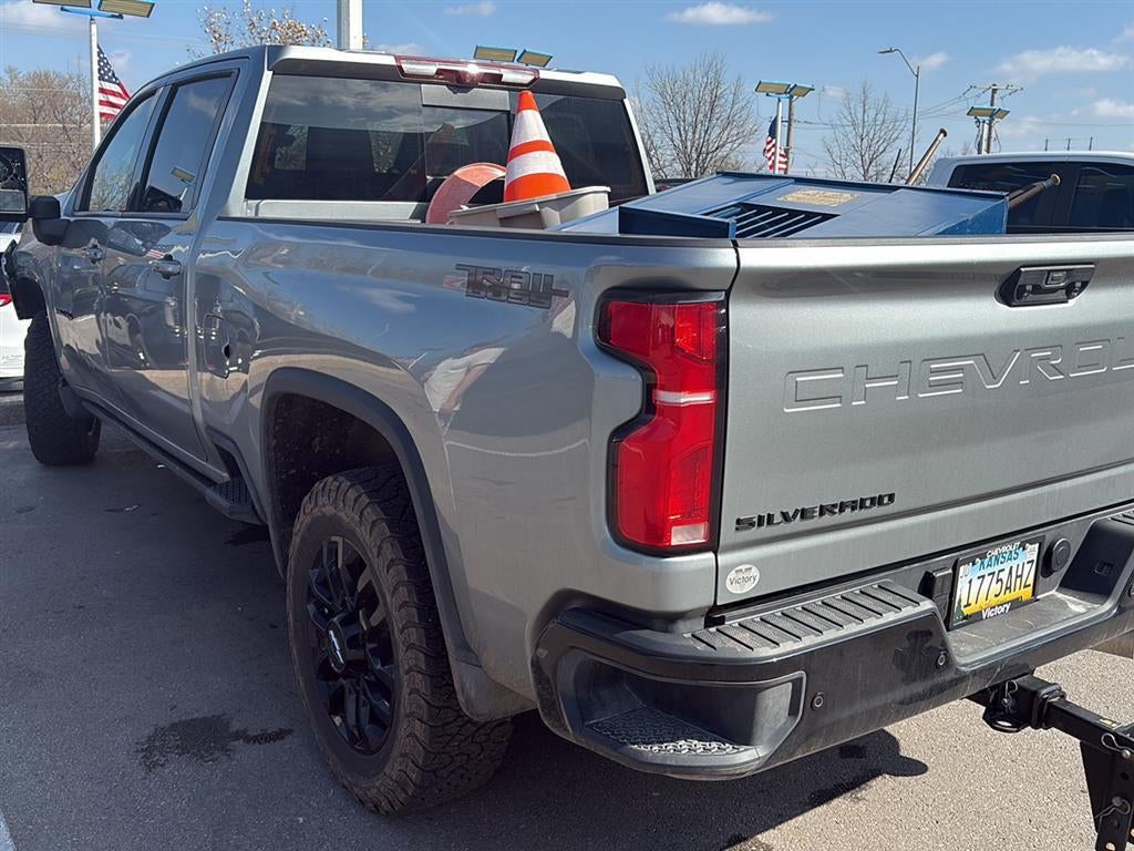 2025 Chevrolet Silverado 3500 HD LTZ
