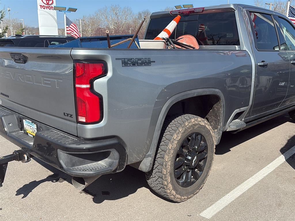 2025 Chevrolet Silverado 3500 HD LTZ