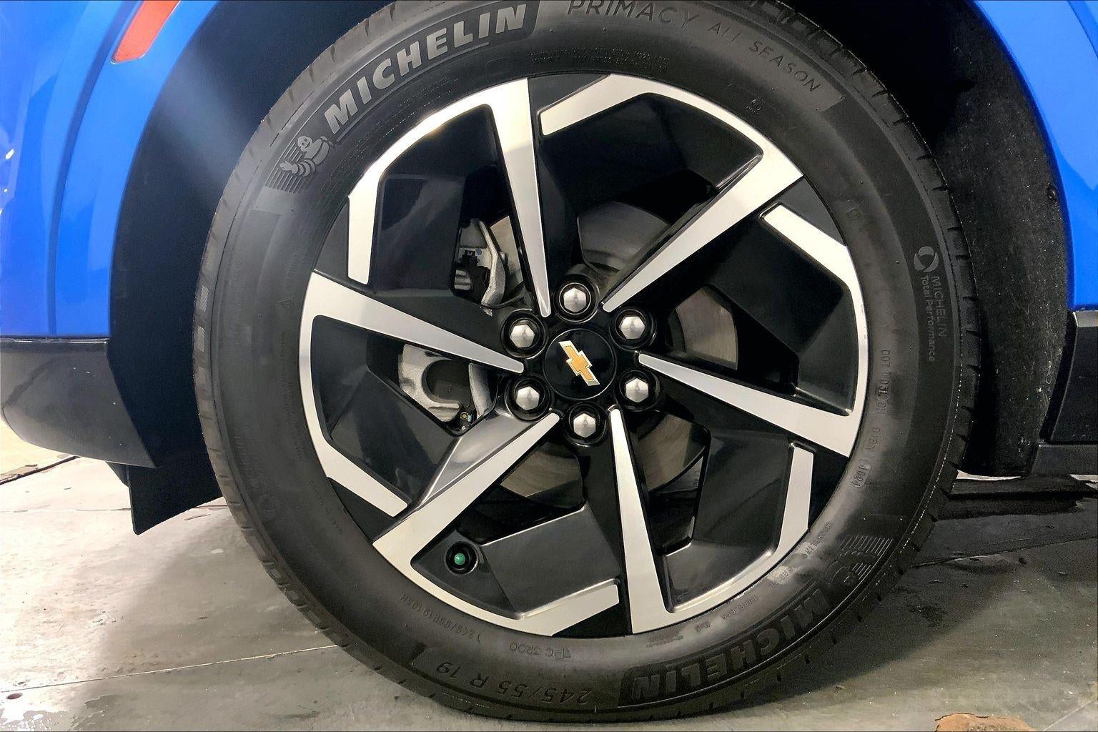 2025 Chevrolet Equinox EV LT