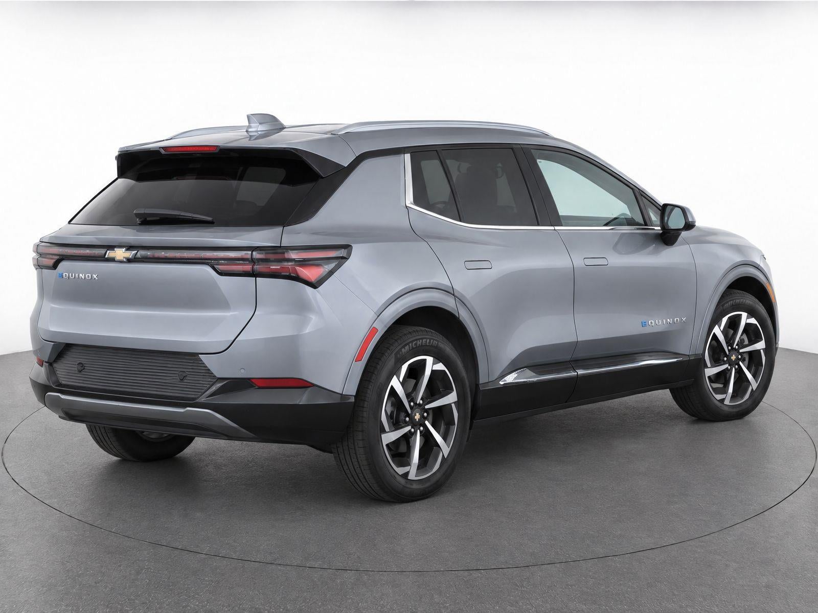 2024 Chevrolet Equinox EV 2LT