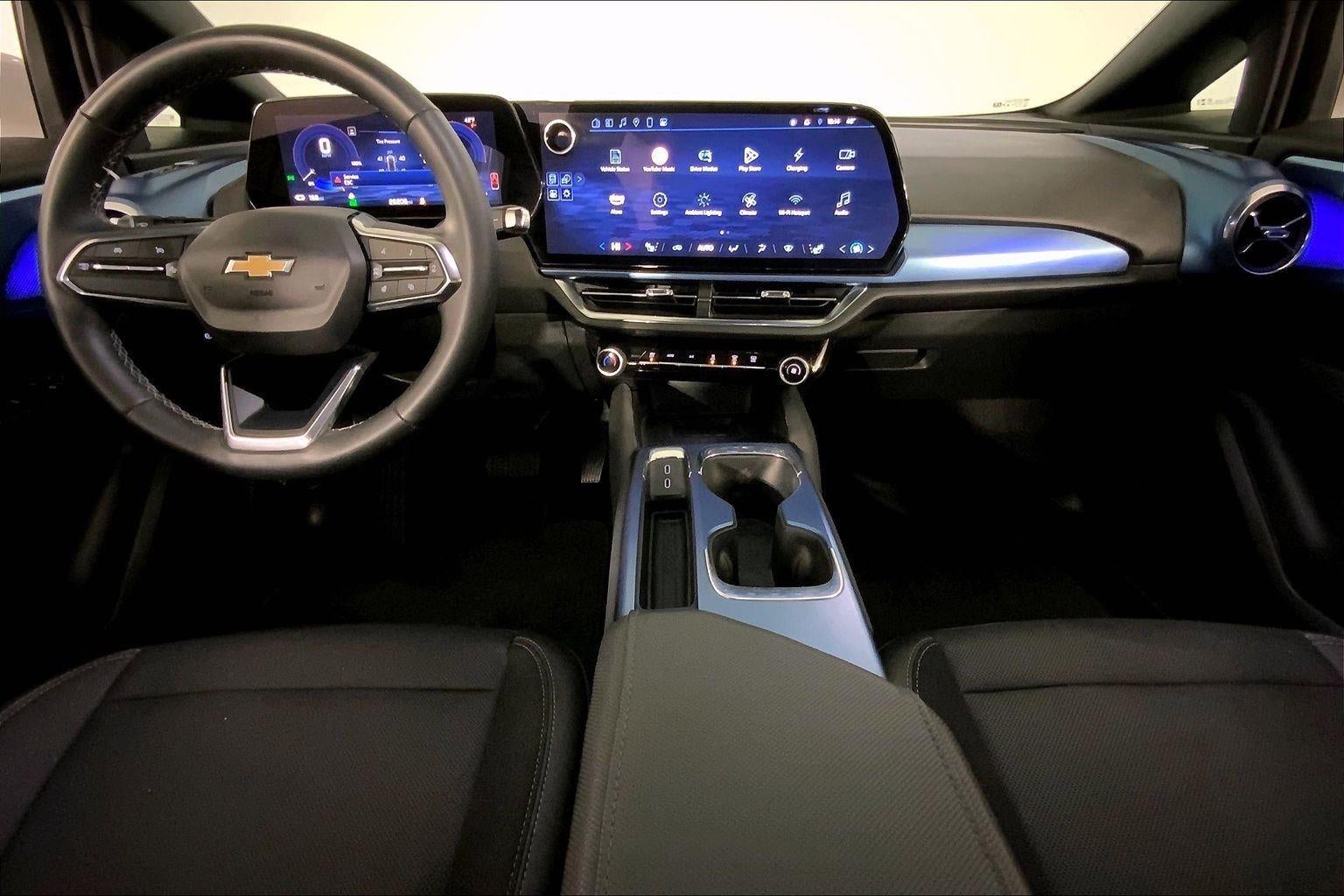 2025 Chevrolet Equinox EV LT