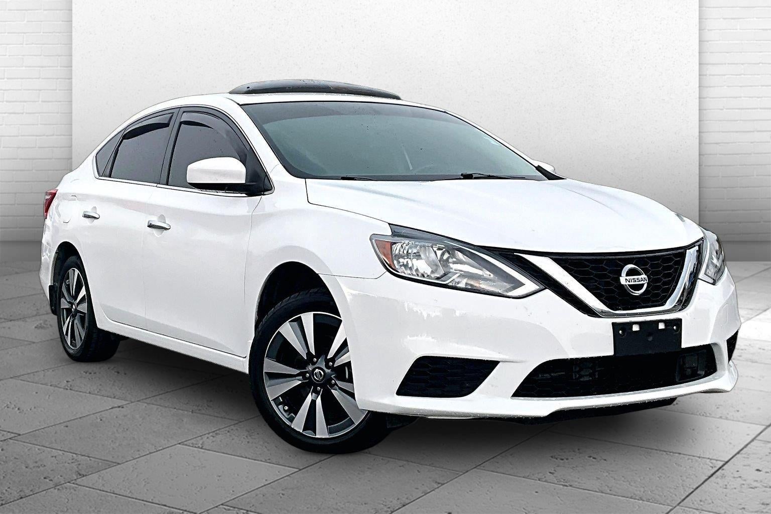 2019 Nissan Sentra SV FWD photo