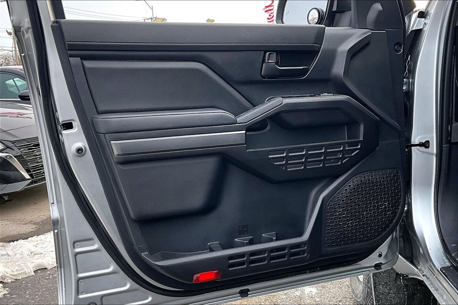 2025 Toyota Tacoma 4WD SR