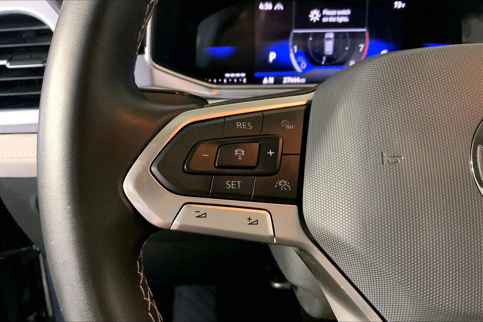 2025 Volkswagen Taos SE