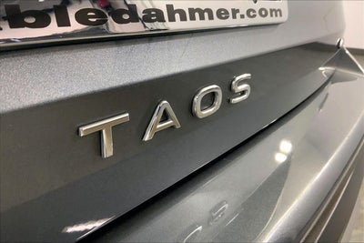 2025 Volkswagen Taos SE
