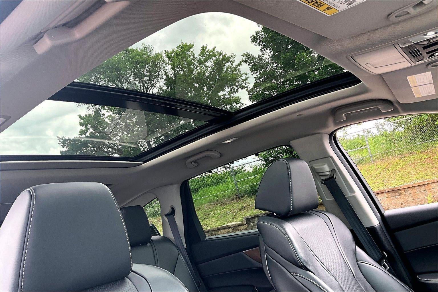 2022 Acura MDX w/Technology Package