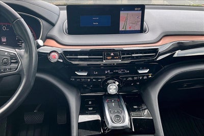 2022 Acura MDX w/Technology Package