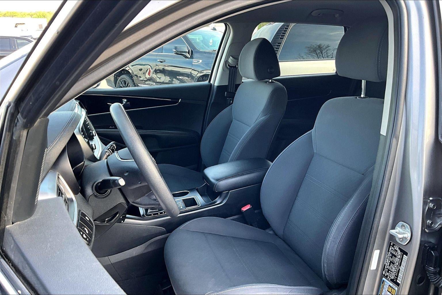 2019 Kia Sorento LX