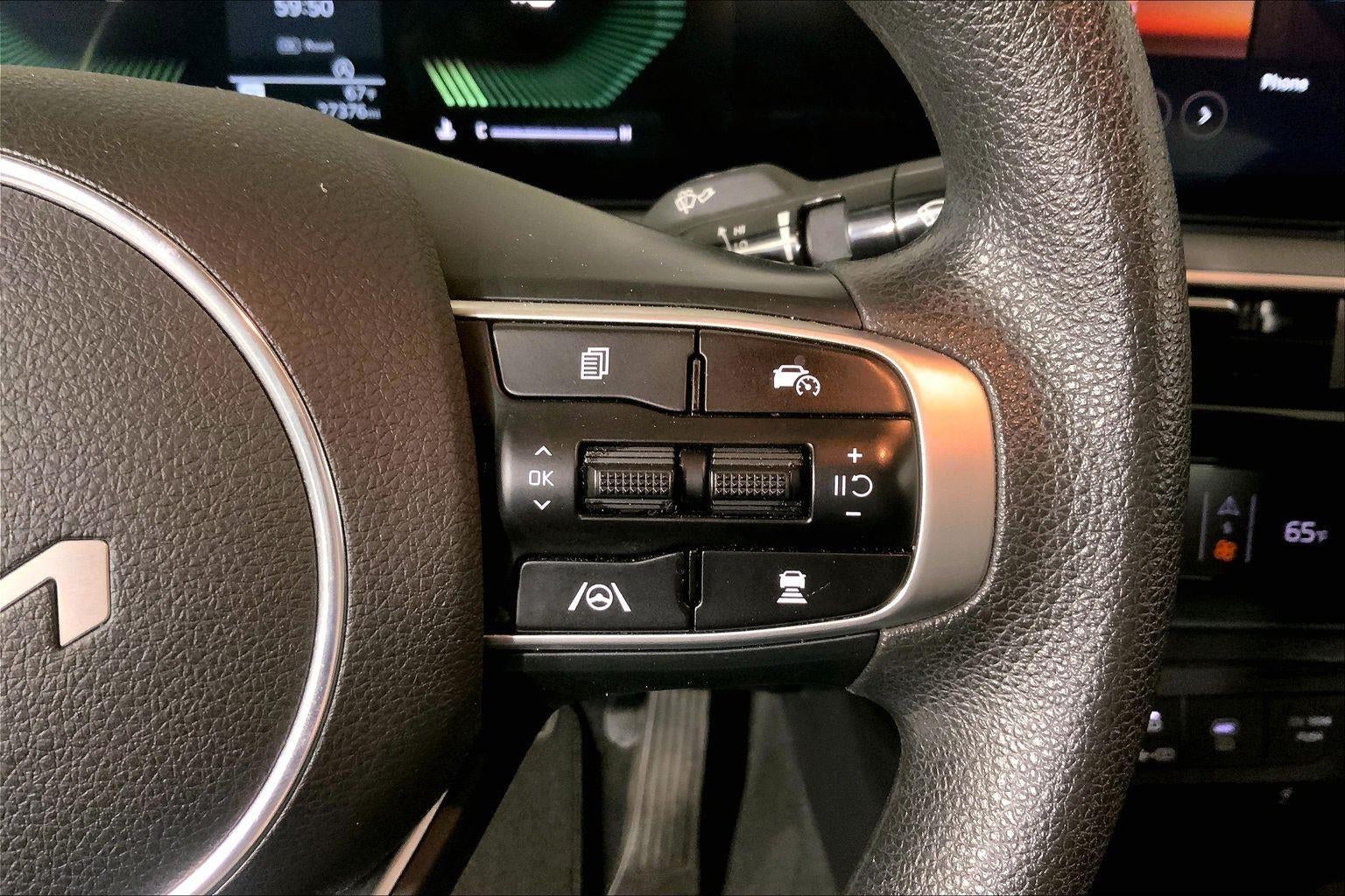 2025 Kia K5 LXS