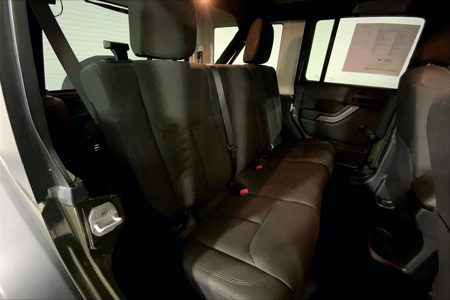 2015 Jeep Wrangler Unlimited Sport