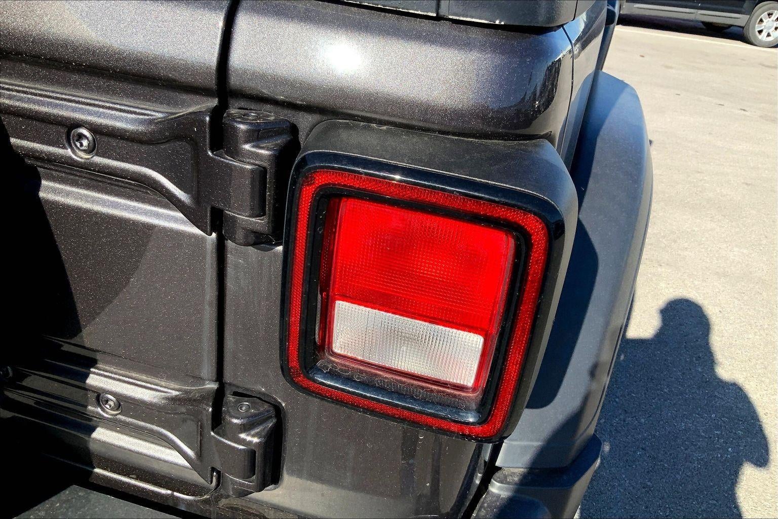 2020 Jeep Wrangler Sport S 4x4