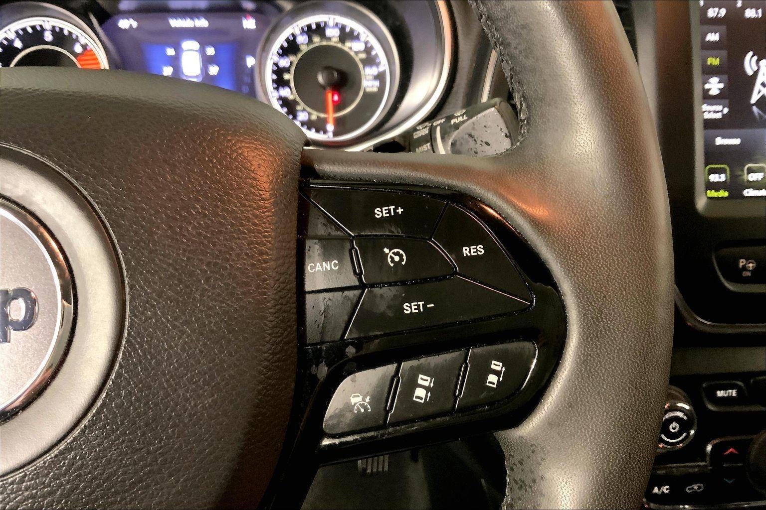 2023 Jeep Cherokee Altitude Lux 4x4