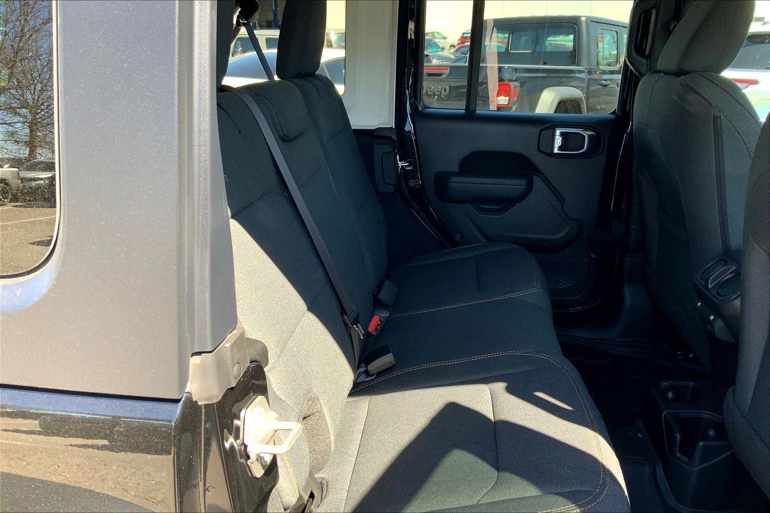 2024 Jeep Wrangler 4-Door Willys 4x4