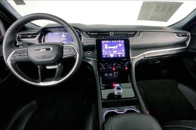 2025 Jeep Grand Cherokee Altitude 4x4